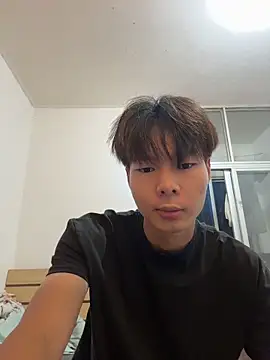 Snapshot of xxoo_3 chatting on 06/11/26, 03:32 xxoo 3 online show from 06/11/26, 03:32
