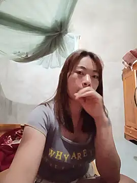 Snapshot of -Trinina- chatting on 06/10/26, 03:55 -Trinina- online show from 06/10/26, 03:55