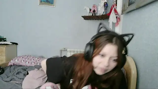 AlessiaViolet online show from 06/24/26, 10:36