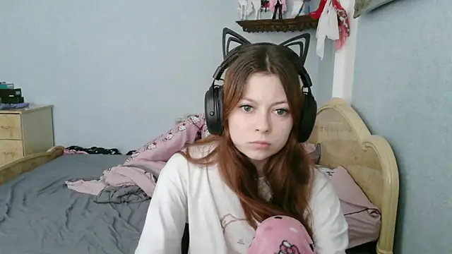 AlessiaViolet online show from 07/06/26, 08:55