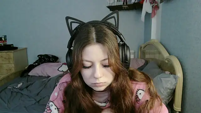 AlessiaViolet online show from 07/24/26, 11:30