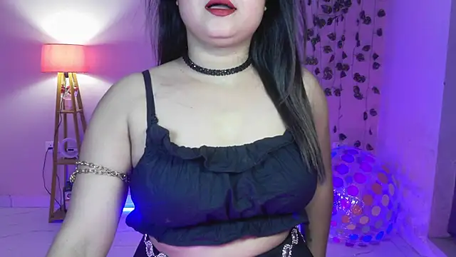 Red Heart  online show from 07/25/26, 05:54