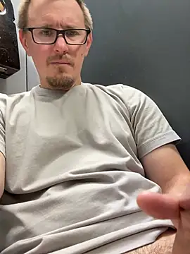 Hardpaul85 online show from 07/17/26, 02:13