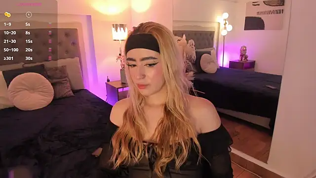 Snapshot of EllieAdeline chatting on 06/03/26, 03:42 EllieAdeline online show from 06/03/26, 03:42