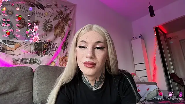Chloecherry online show from 07/19/26, 06:22