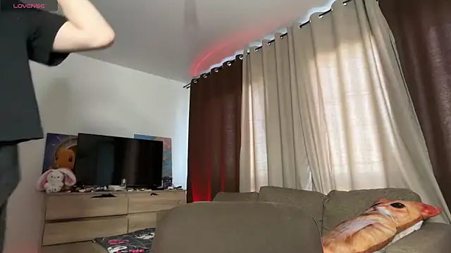 Chloecherry online show from 07/29/26, 04:05