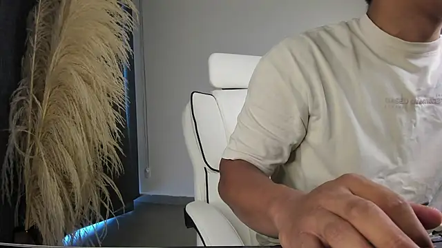 itsandrewx online show from 06/06/26, 07:40