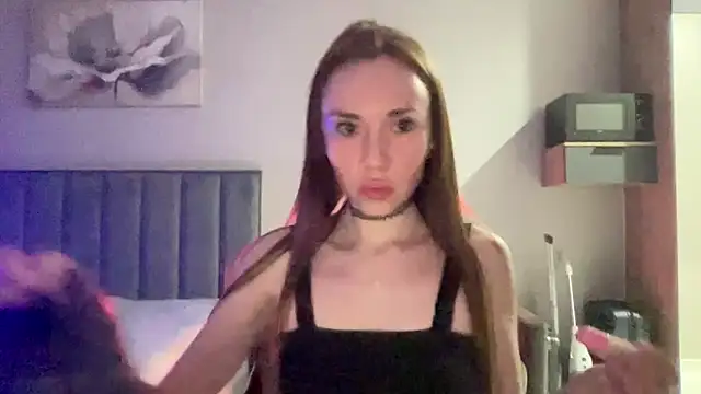 NikolettaLoveme online show from 06/15/26, 06:21