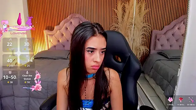 GabyOwens1 online show from 06/12/26, 02:16