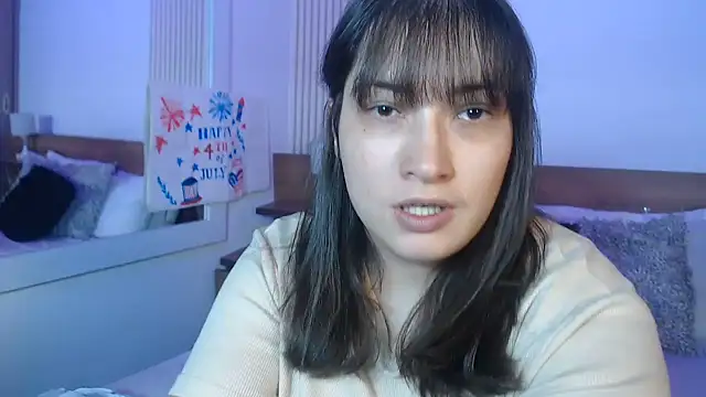 ValentinaGreyy online show from 07/04/26, 08:37