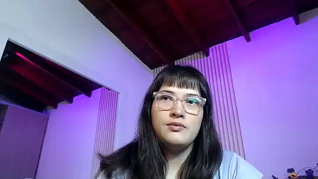 ValentinaGreyy online show from 07/17/26, 10:47