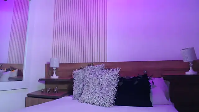 ValentinaGreyy online show from 07/25/26, 10:18