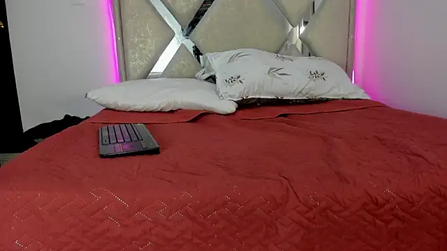 Lucas cruz1 online show from 06/19/26, 03:22