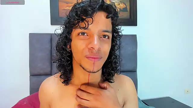 Lucas cruz1 online show from 07/24/26, 03:15