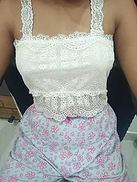 Snapshot of sexy_Diya0 chatting on 06/19/26, 04:06 sexy Diya0 online show from 06/19/26, 04:06
