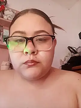 VeryGirlhot online show from 05/31/26, 07:59