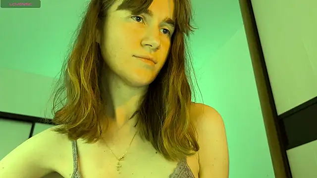 Snapshot of agniia257 chatting on 06/06/26, 04:23 agniia257 online show from 06/06/26, 04:23