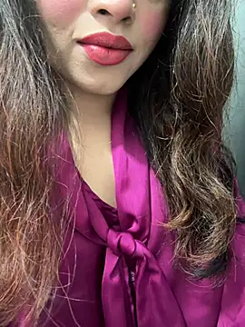 Yours riya11 online show from 07/27/26, 03:52