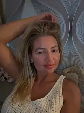 szexicicamica online show from 06/11/26, 06:28