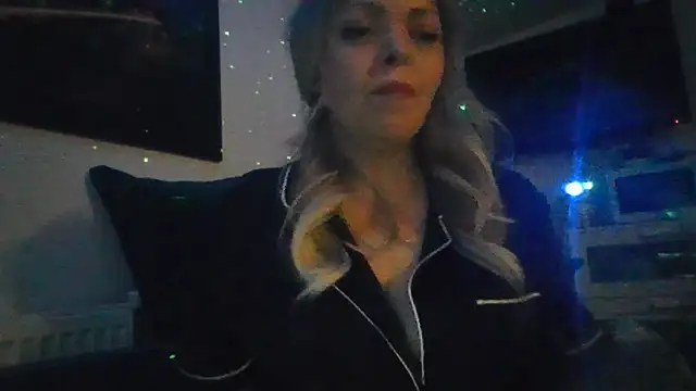 BellaaKiss online show from 06/08/26, 01:50