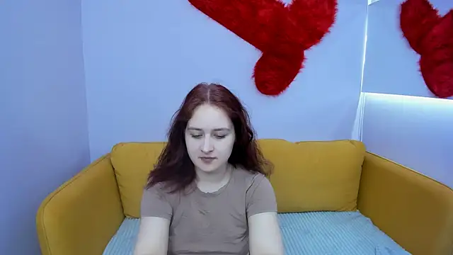 Naomi Viz online show from 06/10/26, 08:35