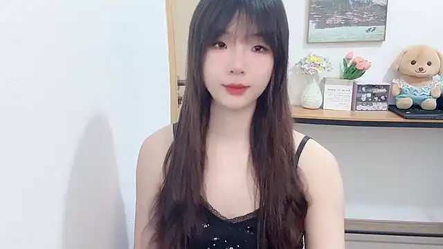 Louise-3 online show from 06/20/26, 07:27