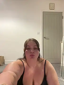 LillyMaexx online show from 06/05/26, 10:04