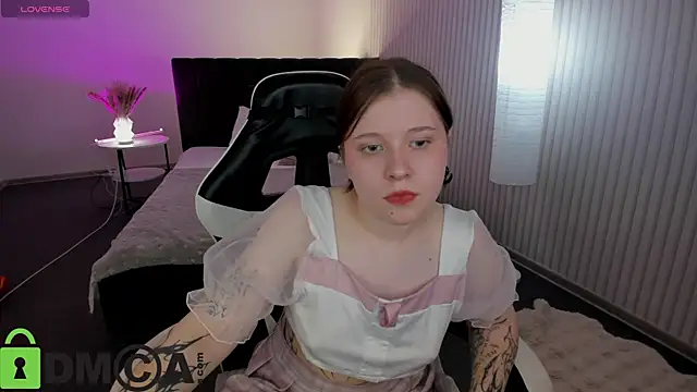 Kylie-Voss online show from 07/16/26, 03:01