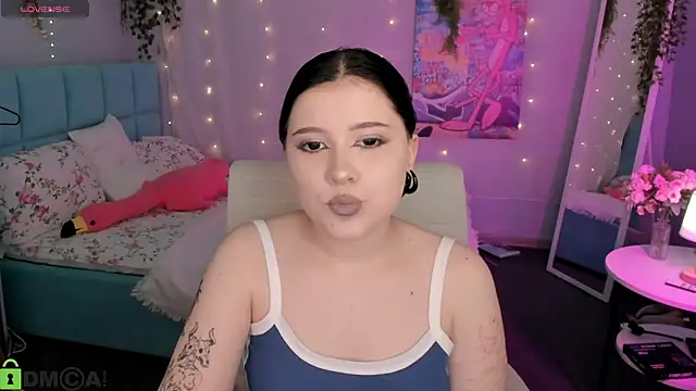 Kylie-Voss online show from 07/26/26, 02:53