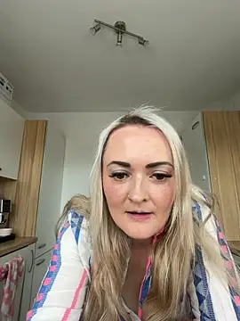Alex-Blond online show from 06/17/26, 06:27