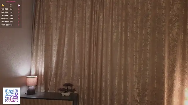 JenevaLitalien online show from 07/07/26, 03:38