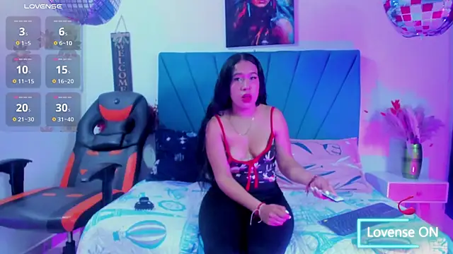Snapshot of Luana_wish chatting on 06/06/26, 01:16 Luana wish online show from 06/06/26, 01:16