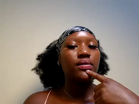 sexyroznnah online show from 06/25/26, 09:19