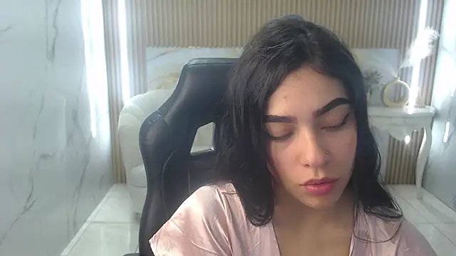 Emilly s online show from 06/12/26, 12:37