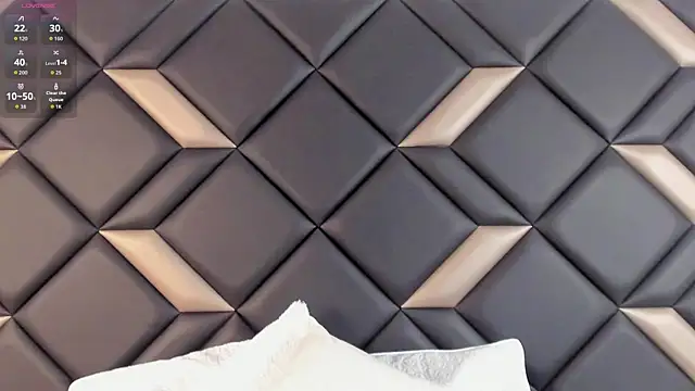AdrianaHarlow online show from 06/09/26, 07:14