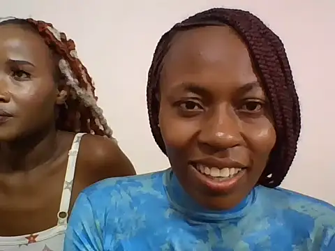 Cutie blondiey online show from 07/21/26, 12:24
