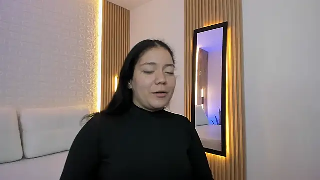 rebecaa grey online show from 06/13/26, 04:27
