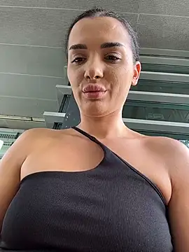chloenyx online show from 07/23/26, 12:36