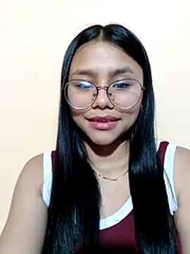 Sofielovee-01 online show from 07/25/26, 01:47