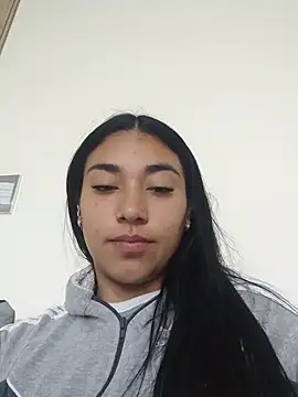 Amber-gold online show from 06/23/26, 10:57