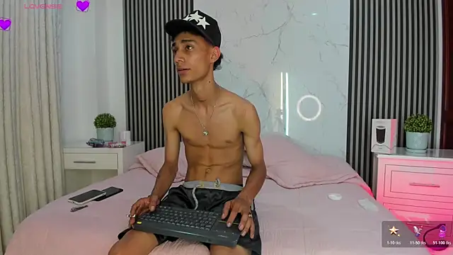 LucasJhonson  online show from 07/28/26, 05:03