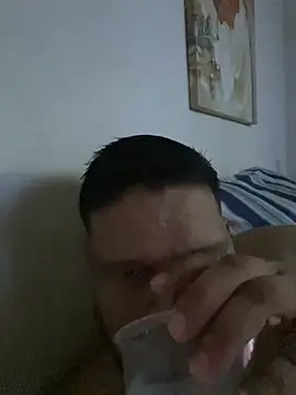 Snapshot of fercho25rv chatting on 06/04/26, 05:57 fercho25rv online show from 06/04/26, 05:57