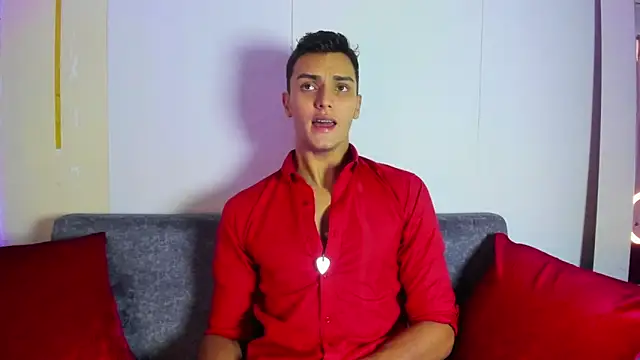 andrewevans46 online show from 06/10/26, 01:43