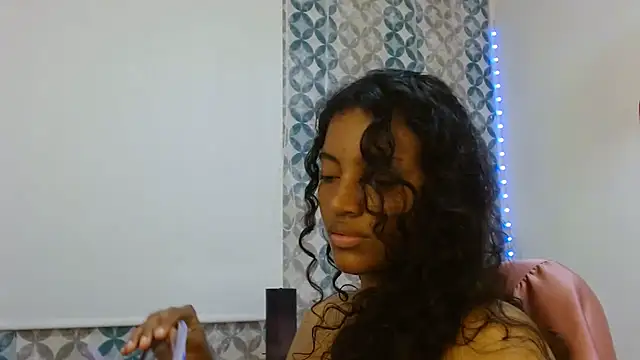Isabellacarson online show from 07/21/26, 06:21