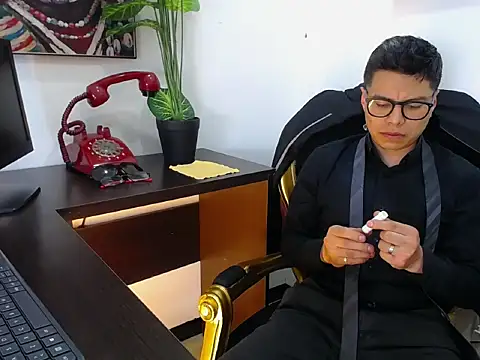 AquilesTaylor online show from 07/20/26, 12:51