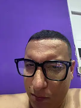 TomasStyl   online show from 06/05/26, 03:57
