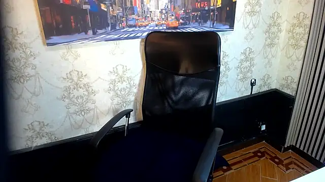 Holly Watson  online show from 07/24/26, 03:59