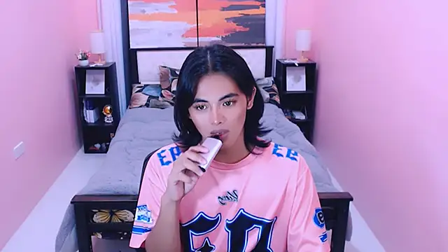 MiamoreAmara69 online show from 06/22/26, 06:16