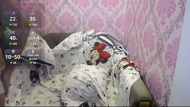 Shaina Sexy18 online show from 07/12/26, 10:23