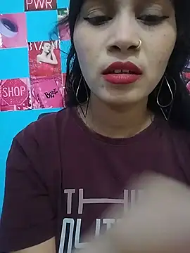Naughty Kiara  online show from 06/03/26, 03:42